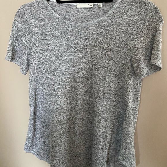 Wilfred Free Aritzia Esther T-Shirt IN GREY - Picture 3 of 3